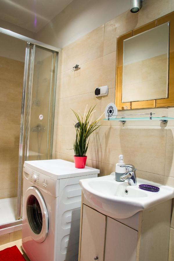 Apartament Brazowy Narutowicza 11 卢布林 外观 照片